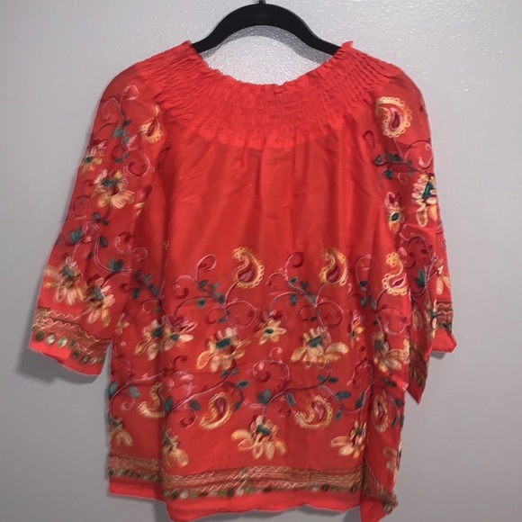 BLOUSE TOP - Picture 2 of 2